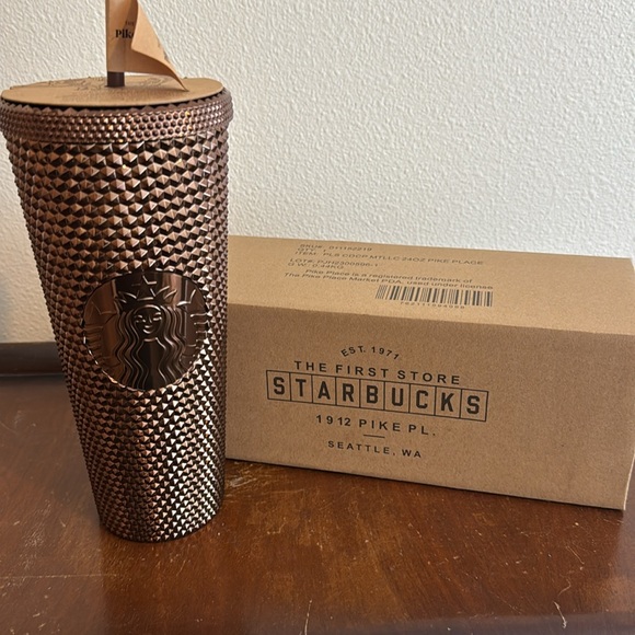 Pike Place Starbucks Studded Tumbler - Picture 7 of 8